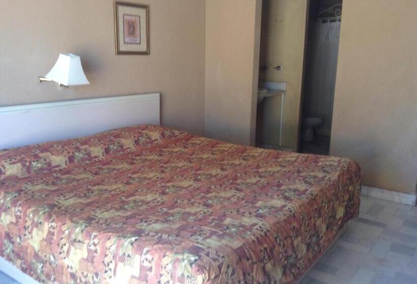 اتاق استاندارد با تخت بزرگ, Los Jitos Hotel & Suites