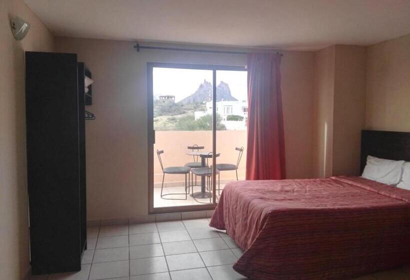 اتاق خانوادگی, Los Jitos Hotel & Suites