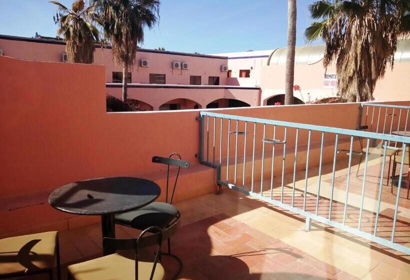 اتاق استاندارد با 2 تخت دوبل, Los Jitos Hotel & Suites