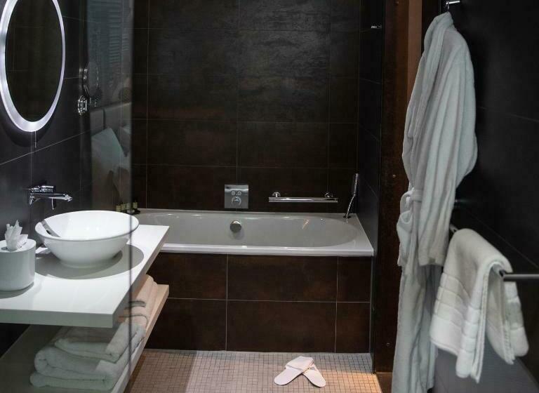Номер Премиум, Pullman Liverpool