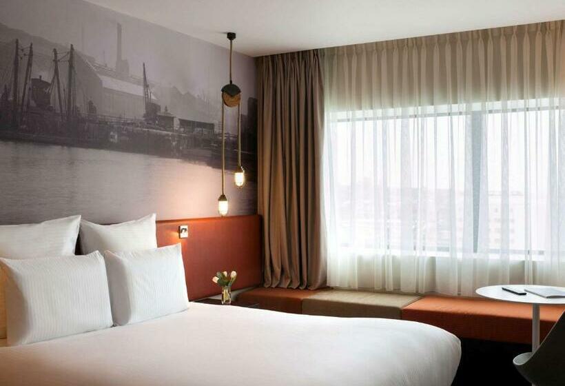 Номер Superior, Pullman Liverpool