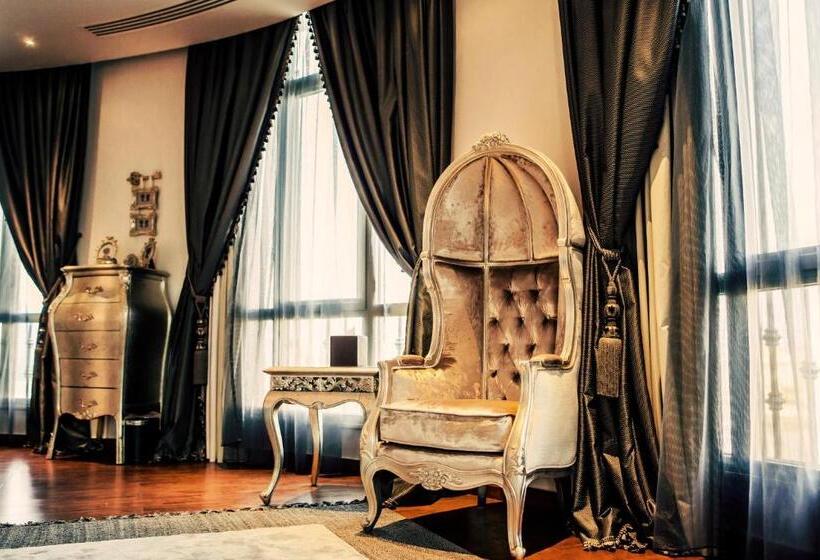 סוויטה מלכותית, Royal Maxim Palace Kempinski Cairo