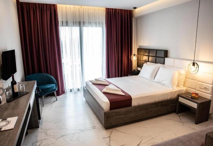 Трехместный Номер Deluxe, Lagaria
