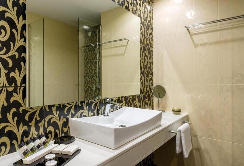 Трехместный Номер Deluxe, Lagaria