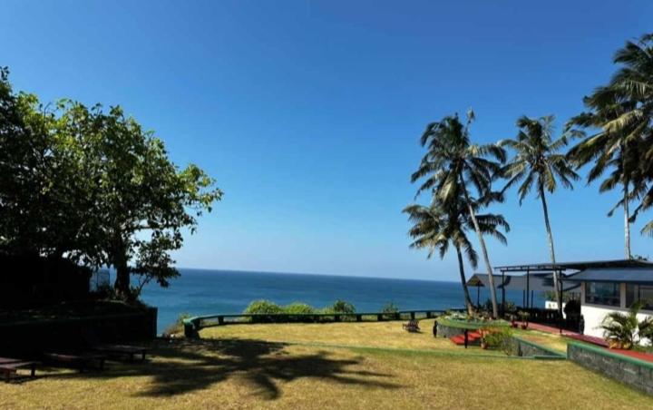 اتاق استاندارد با چشم‌انداز دریا, Seashore Beach Resort Varkala