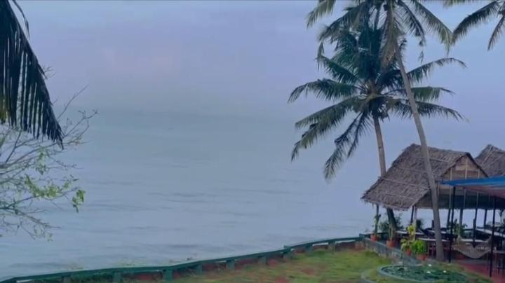 اتاق لوکس با چشم‌انداز دریا, Seashore Beach Resort Varkala