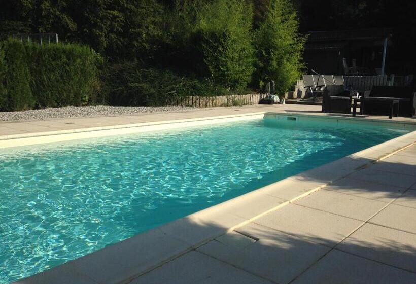 Номер Стандарт, Domaine Du Moulin