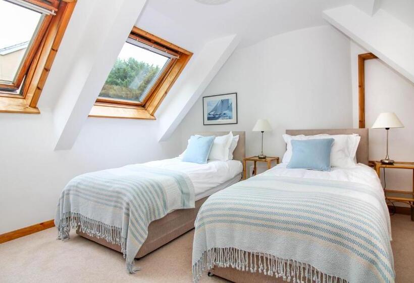 سوییت خانوادگی, Stay At Penny S Mill