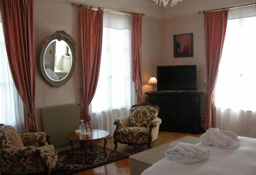 Люкс, Domaine De Beaupré   Hotel The Originals Relais