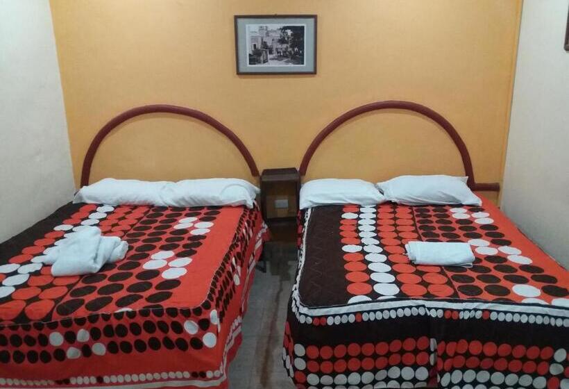 スタンダード４人部屋, Posada De La Condesa