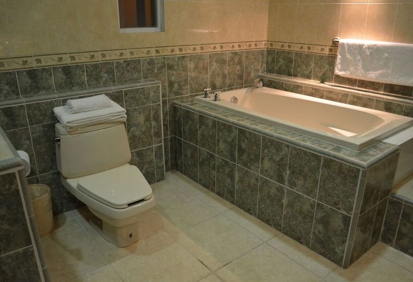 اتاق خانوادگی, Quinta Tequillan