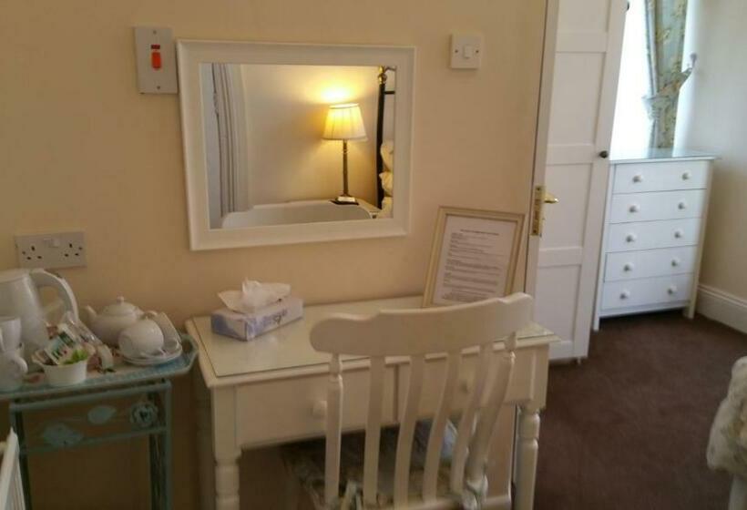 Номер Стандарт, Kingswood Guest House