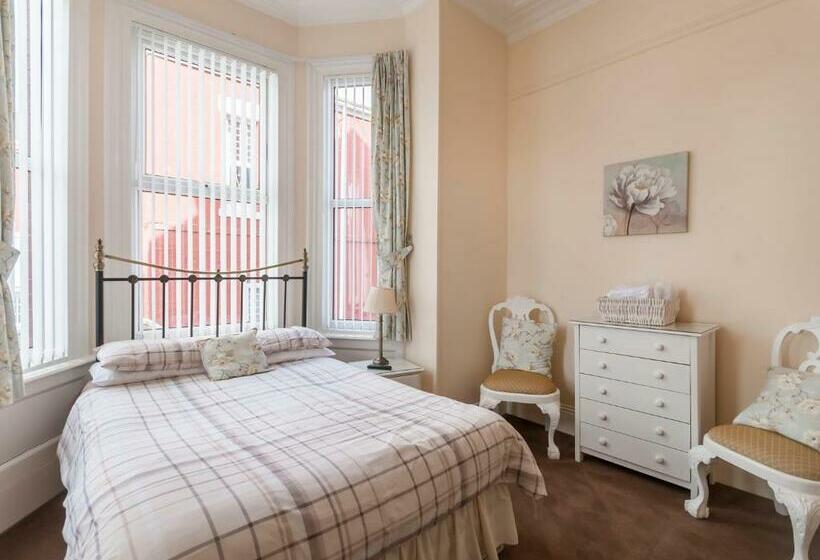 Номер Стандарт, Kingswood Guest House
