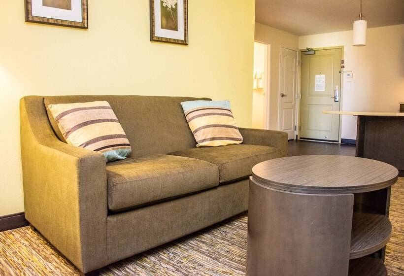 Люкс Кровать Кинг, Candlewood Suites Overland Park W 135th St, An Ihg