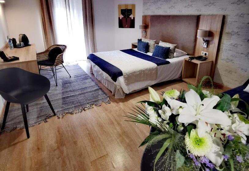 Suíte Clássica, Grand Hôtel Brive