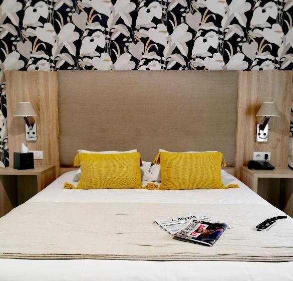Quarto Estandar, Grand Hôtel Brive