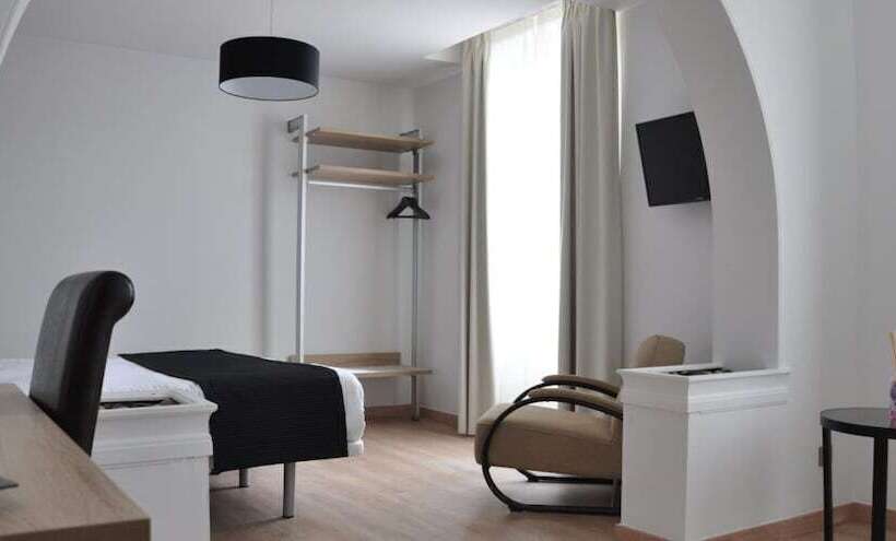 Quarto Superior, Grand Hôtel Brive