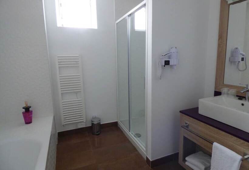 Quarto Estandar, Grand Hôtel Brive