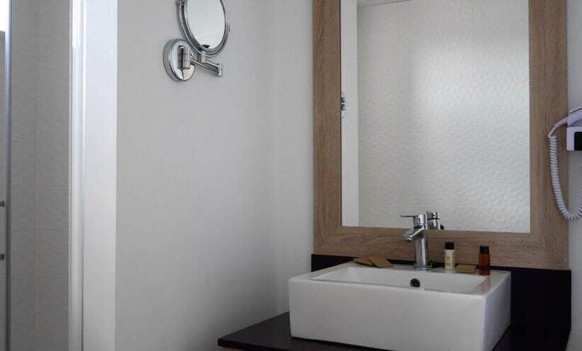 חדר סטנדרט, Grand Hôtel Brive