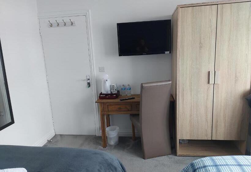 Семейный Номер Совместный Санузел, Apple House Wembley