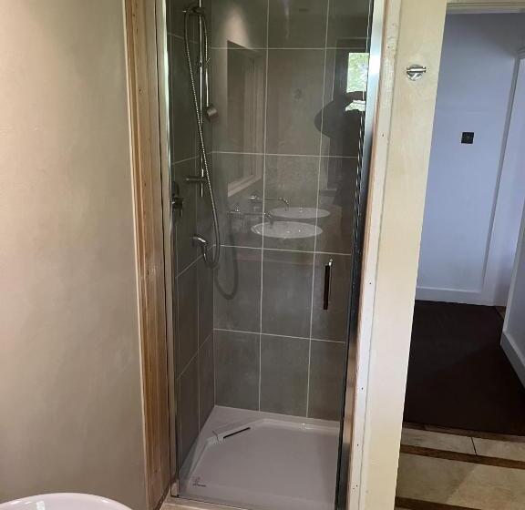 Четырехместный Номер Superior, Beverley Budget Inn
