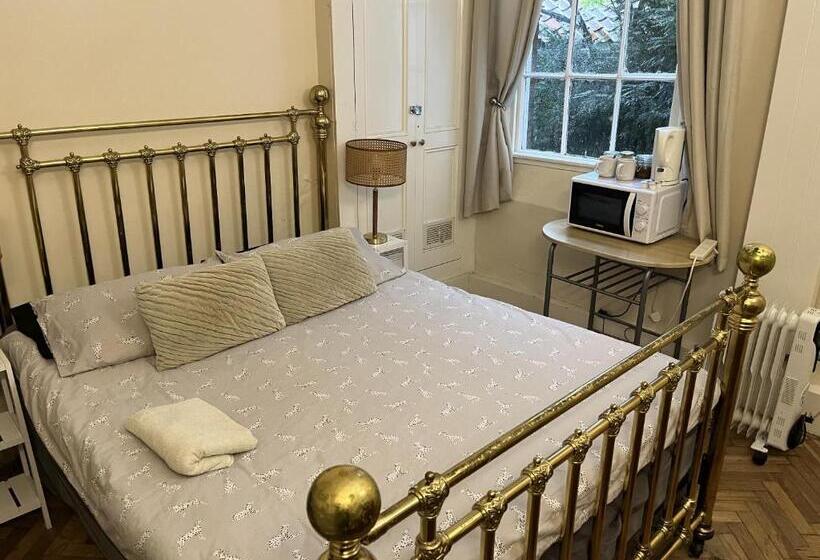 스탠다드 룸, Beverley Budget Inn