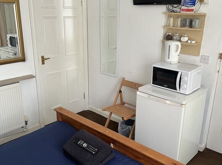 스탠다드 룸, Beverley Budget Inn