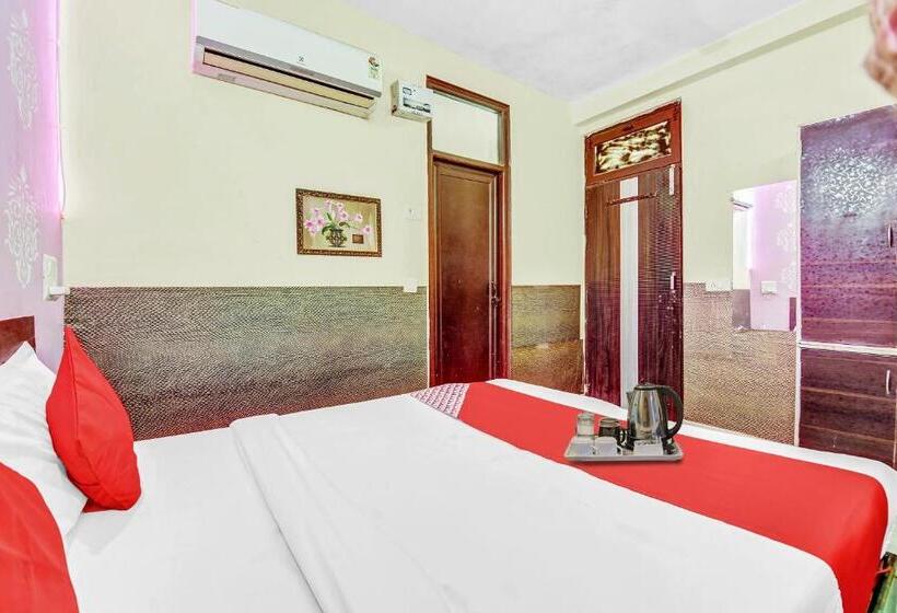 Pokój Trzyosobowy Klasyczny, Flagship The Star Inn Near Akshardham