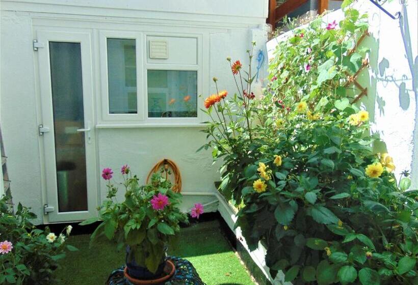 Номер Стандарт, Gainsboro Guest House