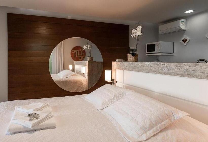 标准工作室带阳台, Morada Prainha