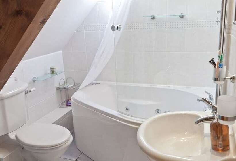 Номер Стандарт, Little Red Rooster Rest And Spa