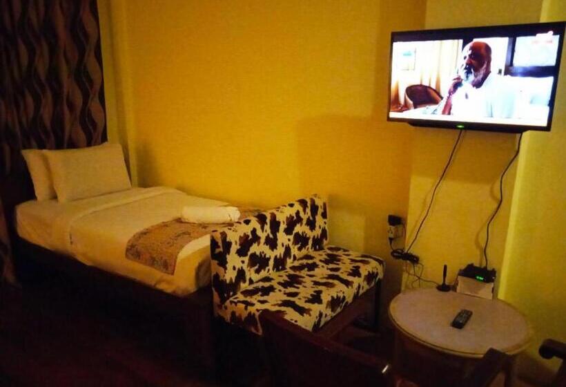 Трехместный Номер Deluxe, Cintra House