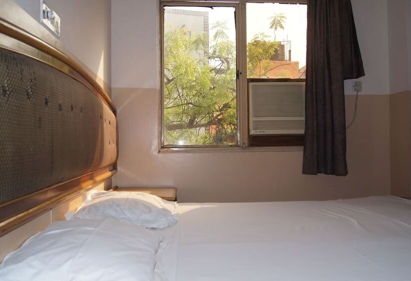اتاق لوکس, Westend Holiday Home 5 Mint From Nizamuddin Railway Station