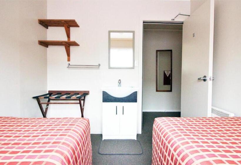 اتاق استاندارد با سرویس بهداشتی مشترک, Seagulls Guesthouse