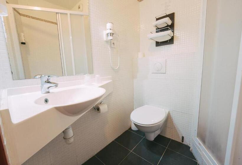 Четырехместный Номер Стандарт, B&b Hotel Compiègne Thourotte