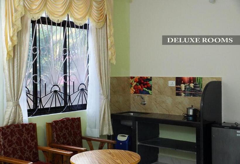 带阳台的豪华间, Pritams Cottages Guest House