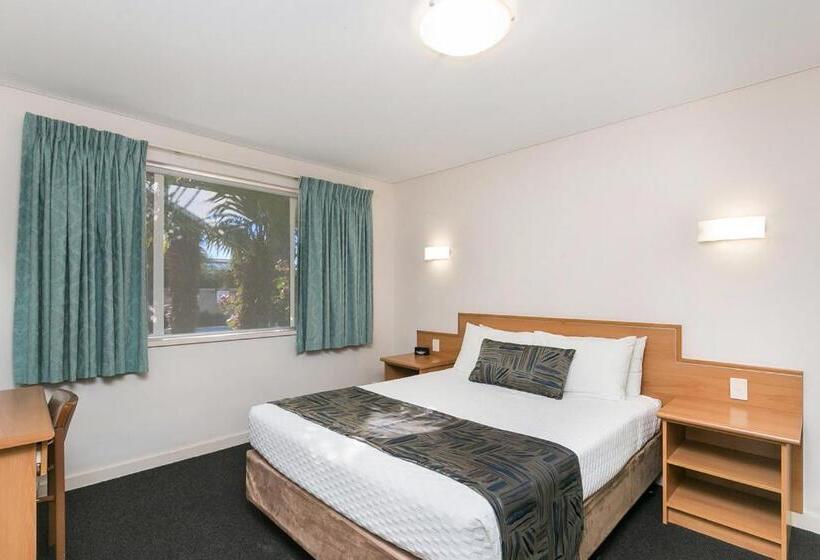 سوییت, Great Eastern Motor Lodge