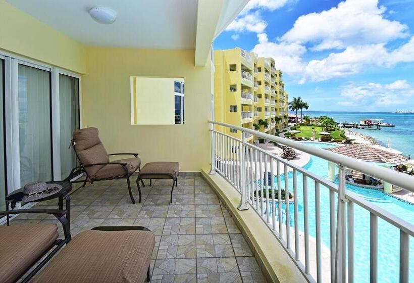 سوییت با چشم‌انداز دریا, The Villas At Simpson Bay Resort
