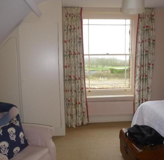 Номер Стандарт, Overtown Manor Bed And Breakfast