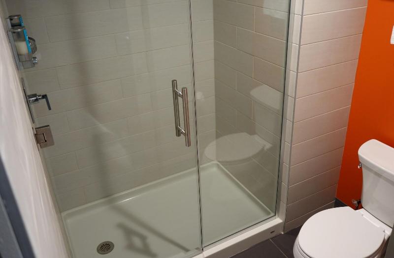 Люкс Кровать Кинг, Aloft Raleighdurham Airport Brier Creek