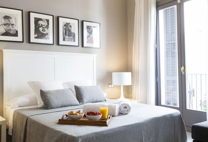 Студио Стандарт с Балконом, Kare No Apartments By Sitges Group