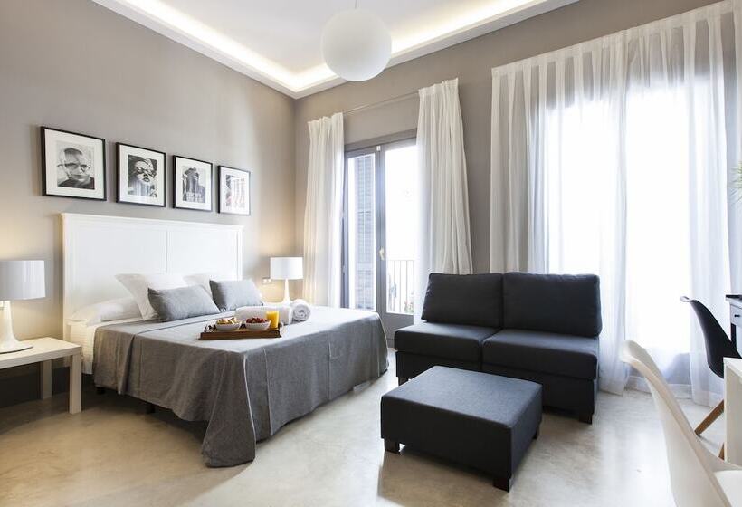 Студио Стандарт с Балконом, Kare No Apartments By Sitges Group