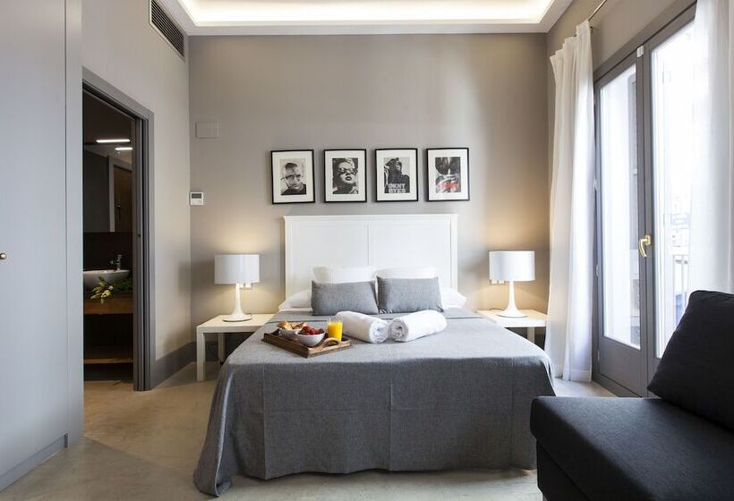 Estúdio Estandar com Sacada, Kare No Apartments By Sitges Group
