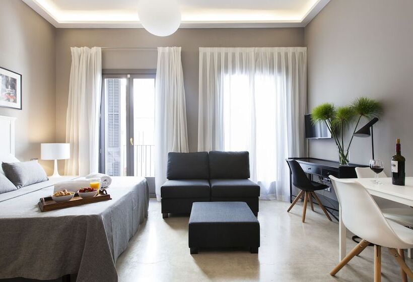 Estúdio Estandar com Sacada, Kare No Apartments By Sitges Group