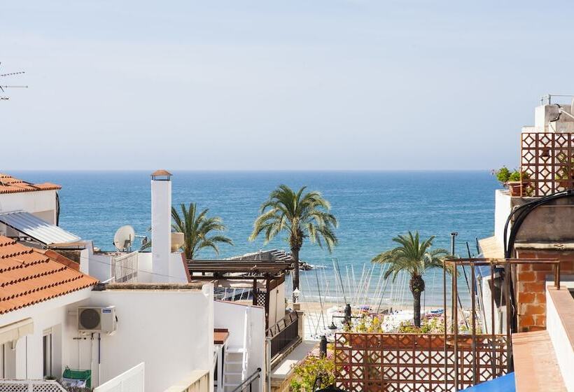 Студио Стандарт с Террасой, Kare No Apartments By Sitges Group