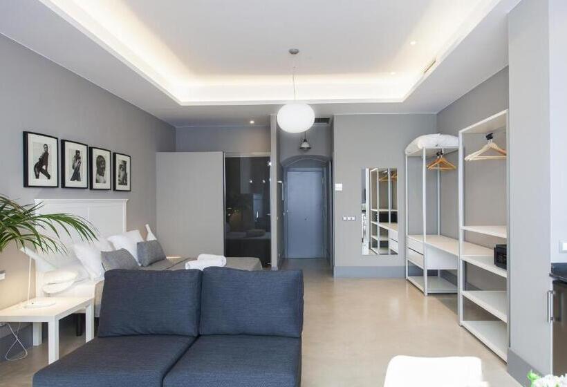 Студио Стандарт с Террасой, Kare No Apartments By Sitges Group
