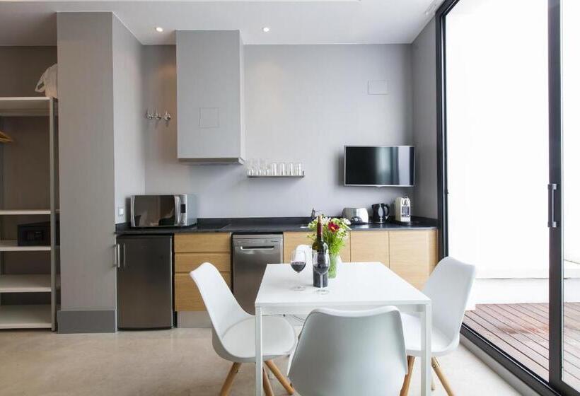 Студио Стандарт с Террасой, Kare No Apartments By Sitges Group