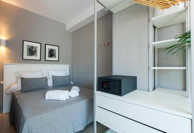 Студио Стандарт с Террасой, Kare No Apartments By Sitges Group
