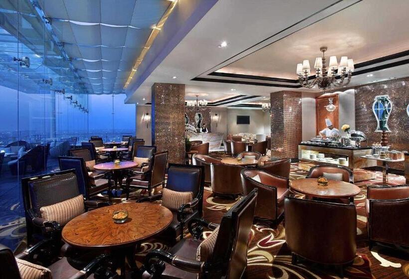 اتاق کلاب, The Trans Luxury Hotel Bandung