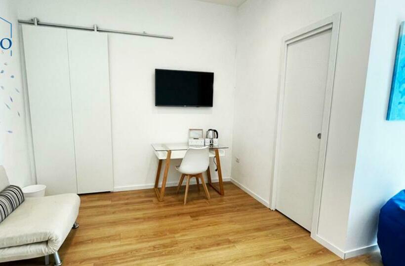 Четырехместный Номер Стандарт, Samo Rooms